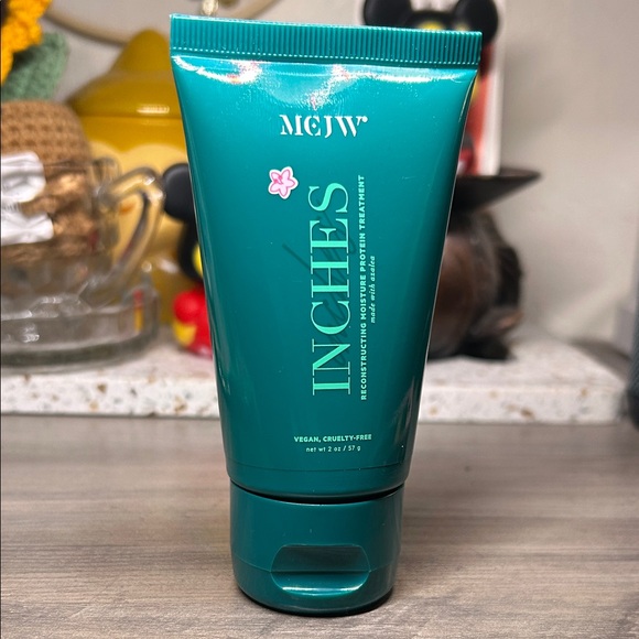 mcjw Other - MCJW Inches Hair Treatment 2oz